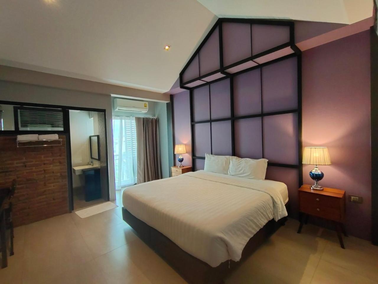 Qoo Hotel Buriram Extérieur photo