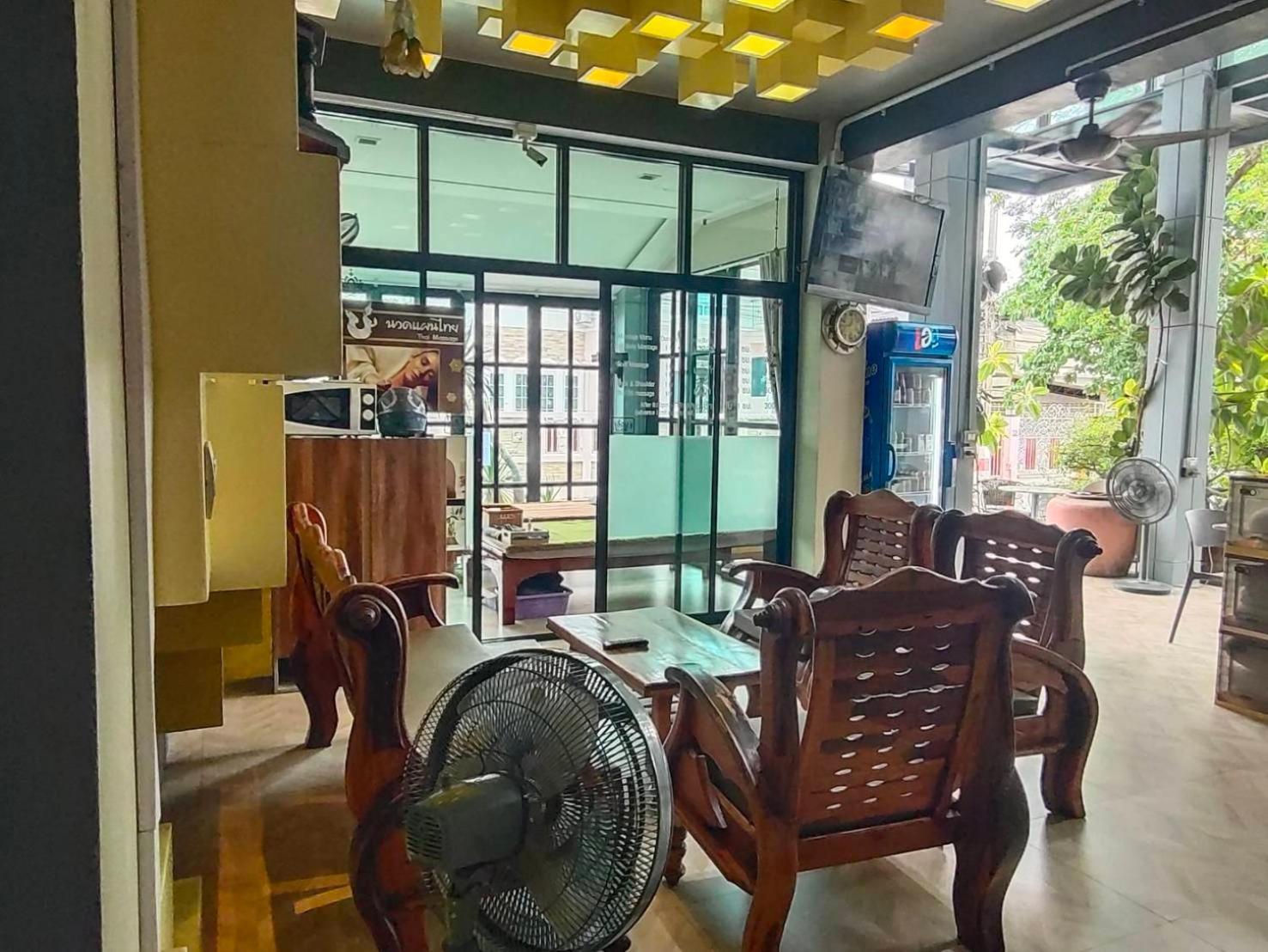Qoo Hotel Buriram Extérieur photo